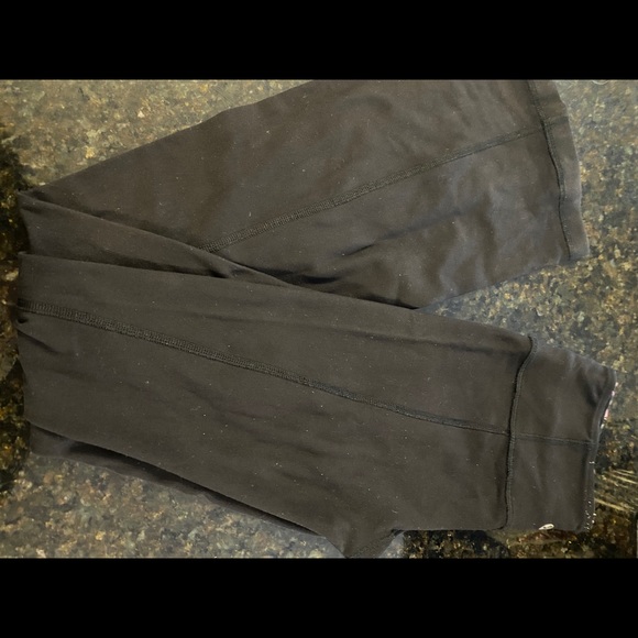 Lulu lemon reversible yoga pants - Picture 3 of 5